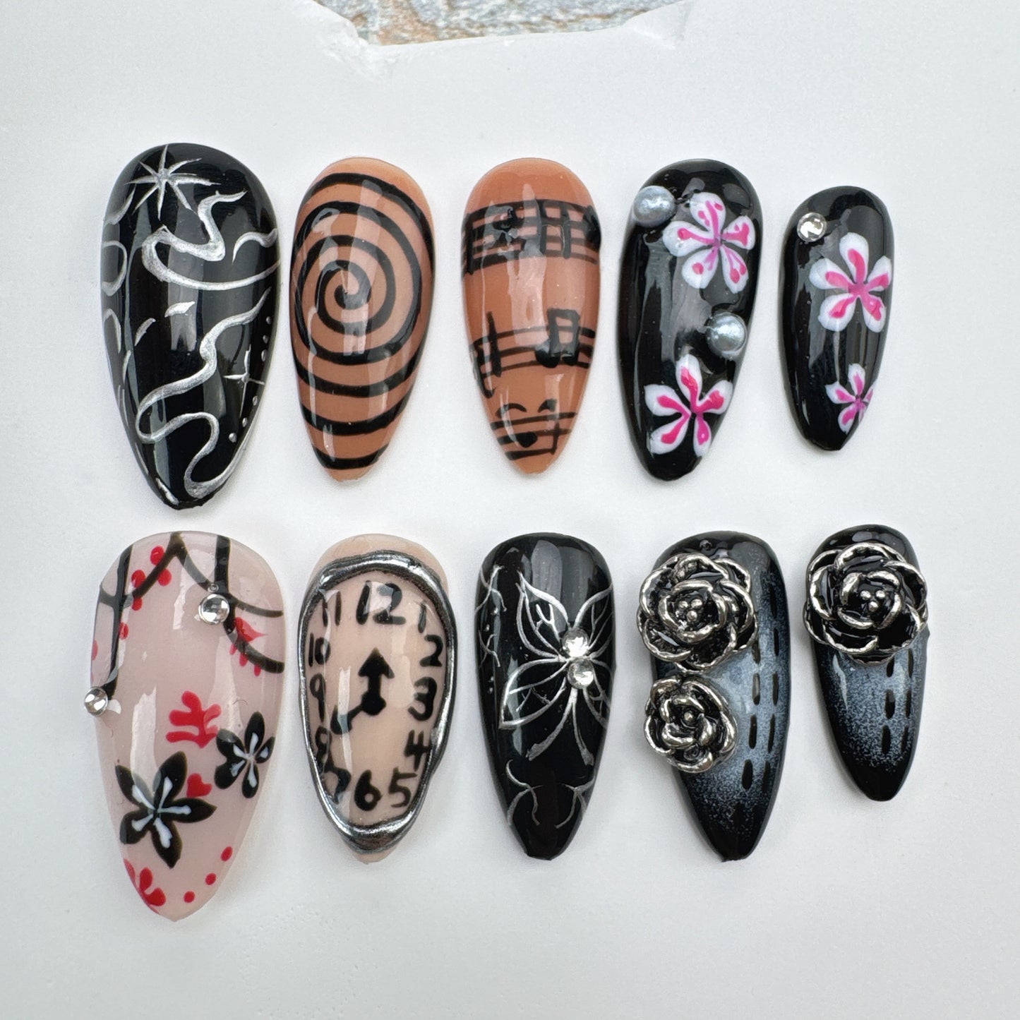 Handmade Nails/custom press on nails/party press on nails/Flakes for nails/Beautiful nails gift/nail art/Long nails/Almond nails