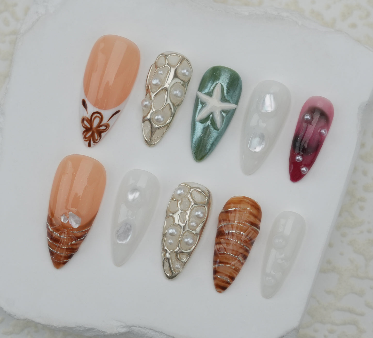 Handmade nails/custom press on nails/party press on nails/Flakes for nails/Beautiful nails gift/nail art/Long nails/Almond nails